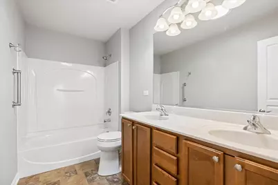 1950 Diamond Head Trail, Pingree Grove, IL 60140 - Photo 11