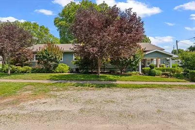 510 W William Street, Monticello, IL 61856 - Photo 43