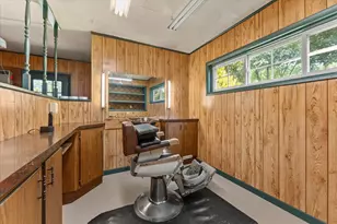 510 W William St, Monticello, IL 61856 - Photo 35