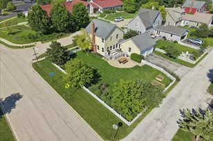 1501 Amos Bennett St, Grayslake, IL 60030 - Photo 37