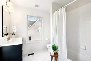 1501 Amos Bennett St, Grayslake, IL 60030 - Photo 23