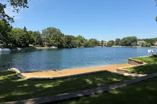 1 Birch Lakes Dr, Hawthorn Woods, IL 60047 - Photo 57