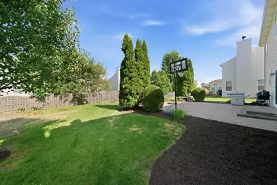 321 Claridge Circle, Bolingbrook, IL 60440 - Photo 31