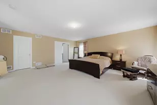 321 Claridge Cir, Bolingbrook, IL 60440 - Photo 19