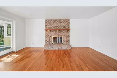 2027 Richton Drive, Wheaton, IL 60189 - Photo 7