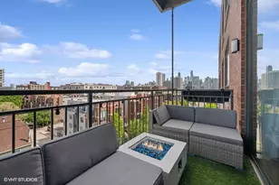 859 W Erie St, Chicago, IL 60642 - Photo 19