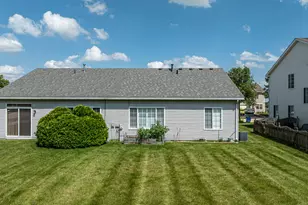 1403 Sherborn Ct, Minooka, IL 60447 - Photo 3