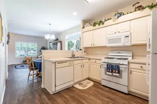 1403 Sherborn Ct, Minooka, IL 60447 - Photo 11