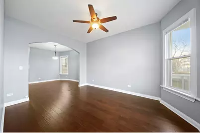 7931 S East End Avenue, Chicago, IL 60617 - Photo 5