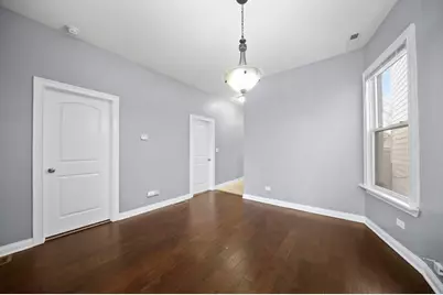 7931 S East End Avenue, Chicago, IL 60617 - Photo 9