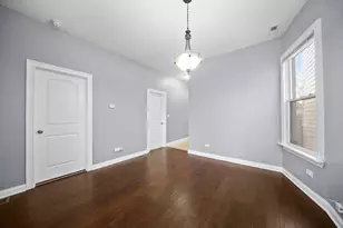 7931 S East End Ave, Chicago, IL 60617 - Photo 9
