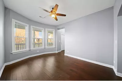 7931 S East End Avenue, Chicago, IL 60617 - Photo 3