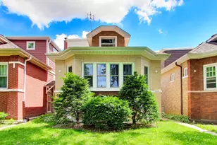 5337 N Ludlam Ave, Chicago, IL 60630 - Photo 1