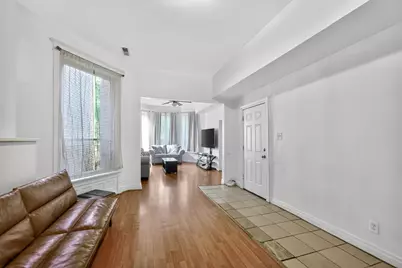 3248 W Douglas Boulevard, Chicago, IL 60623 - Photo 5