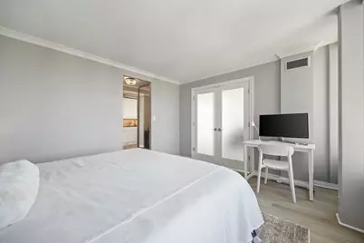 100 E Walton Street #33H, Chicago, IL 60611 - Photo 15