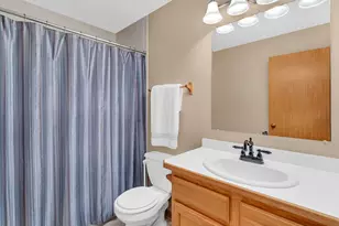 1675 Nelson Rd, New Lenox, IL 60451 - Photo 17