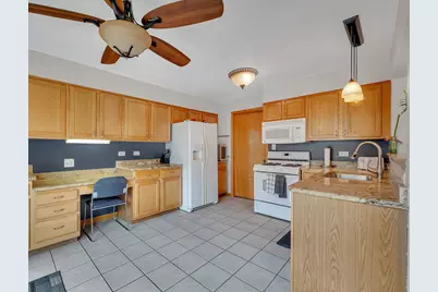 1675 Nelson Road, New Lenox, IL 60451 - Photo 9