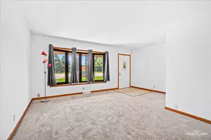 176 Boulder Hill Pass, Montgomery, IL 60538 - Photo 3