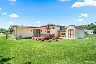 176 Boulder Hill Pass, Montgomery, IL 60538 - Photo 17