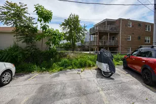 1730 W Foster Ave, Chicago, IL 60640 - Photo 23