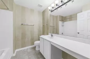 831 Genesee Dr, Naperville, IL 60563 - Photo 7