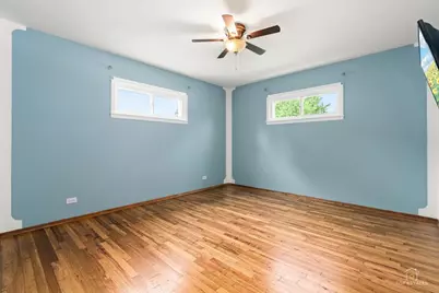 133 E Berkley Lane, Hoffman Estates, IL 60169 - Photo 19