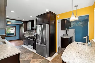 133 E Berkley Lane, Hoffman Estates, IL 60169 - Photo 15