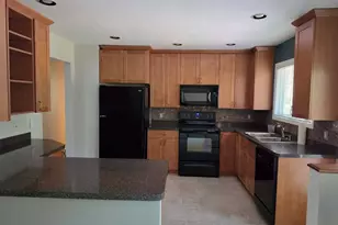 7618 Catalpa Dr, Wonder Lake, IL 60097 - Photo 5