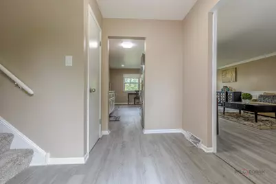 17108 Evans Drive, South Holland, IL 60473 - Photo 7