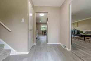 17108 Evans Dr, South Holland, IL 60473 - Photo 7