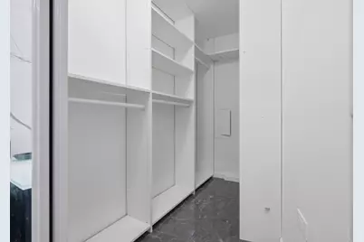 300 N State Street #3405, Chicago, IL 60654 - Photo 9