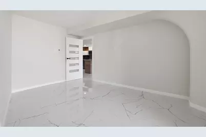 300 N State Street #3405, Chicago, IL 60654 - Photo 19