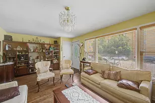 4332 N Kimball Ave, Chicago, IL 60618 - Photo 5