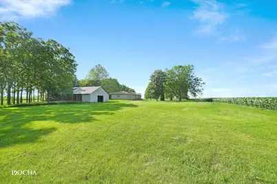 2676 Fairview Drive, Malta, IL 60150 - Photo 21