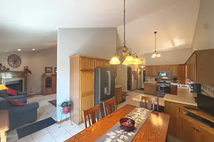 250 Highpoint Cir S, Bourbonnais, IL 60914 - Photo 11
