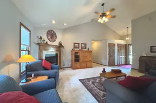250 Highpoint Cir S, Bourbonnais, IL 60914 - Photo 5