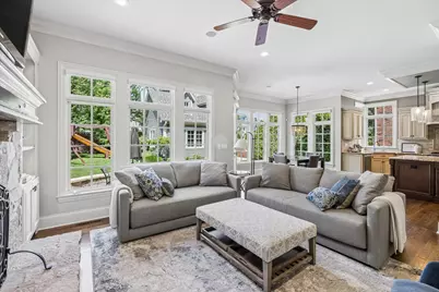 28 S Adams Street, Hinsdale, IL 60521 - Photo 11