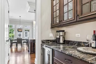 28 S Adams St, Hinsdale, IL 60521 - Photo 9