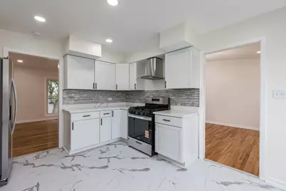 7745 Beckwith Road, Morton Grove, IL 60053 - Photo 19