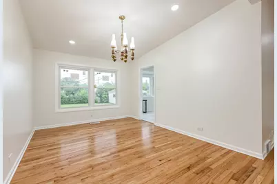 7745 Beckwith Road, Morton Grove, IL 60053 - Photo 15
