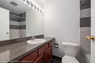 6004 E Lake Dr, Lisle, IL 60532 - Photo 15