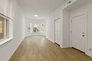 1349 W Taylor St, Chicago, IL 60607 - Photo 9