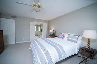 5421 Regents Park Road, Rockford, IL 61107 - Photo 15