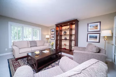 5421 Regents Park Road, Rockford, IL 61107 - Photo 3