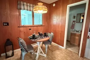 1100 Meadowview Dr, Mendota, IL 61342 - Photo 11