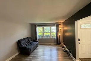 47 W Algonquin Rd, Des Plaines, IL 60016 - Photo 13