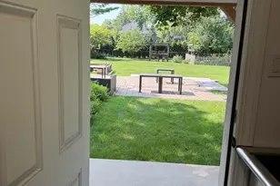 47 W Algonquin Rd, Des Plaines, IL 60016 - Photo 23