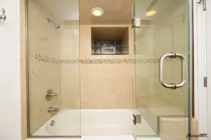 18 W Chestnut St, Chicago, IL 60610 - Photo 25
