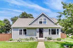 232 E Village Dr, Northlake, IL 60164 - Photo 1