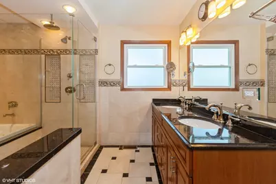 145 Rumsey Place, Westmont, IL 60559 - Photo 13